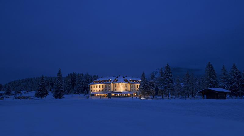 Hotel Vezzena Malga Postesina Экстерьер фото