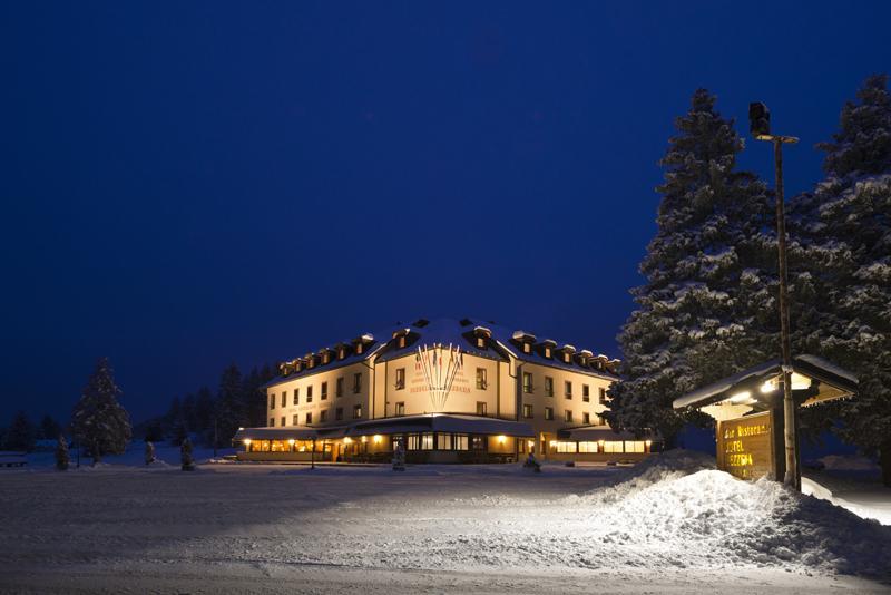 Hotel Vezzena Malga Postesina Экстерьер фото