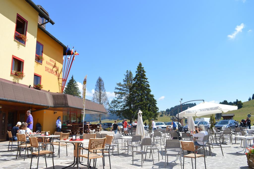 Hotel Vezzena Malga Postesina Экстерьер фото